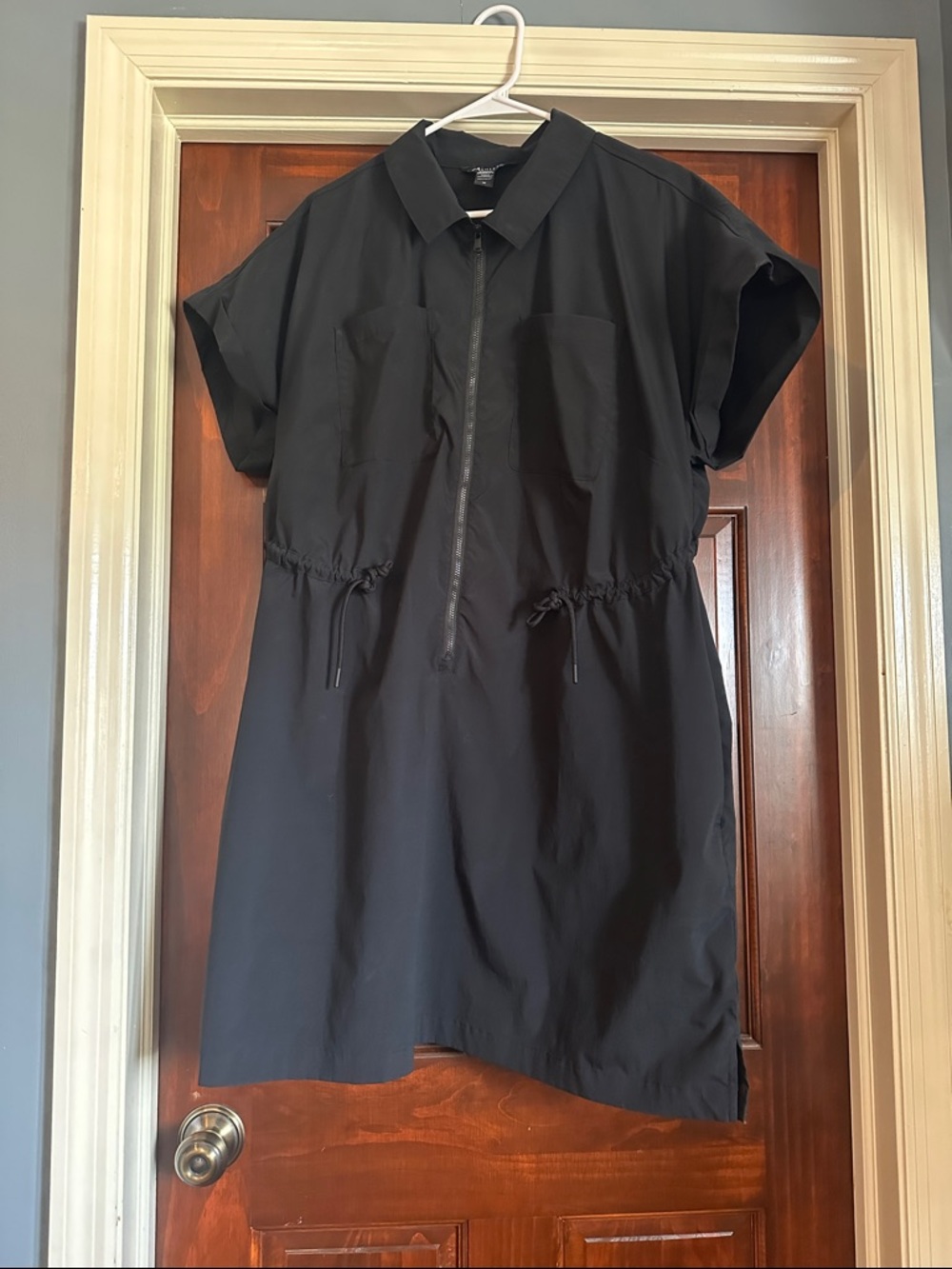Athleta Utility Dress in excellent condition only wore once